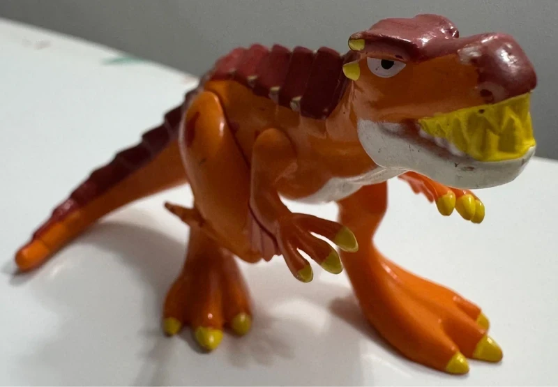 Figura Figure Toy T-rex Invizimals